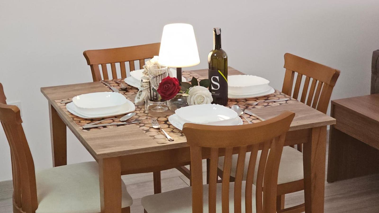 Value Living Apartment Урошевац Экстерьер фото